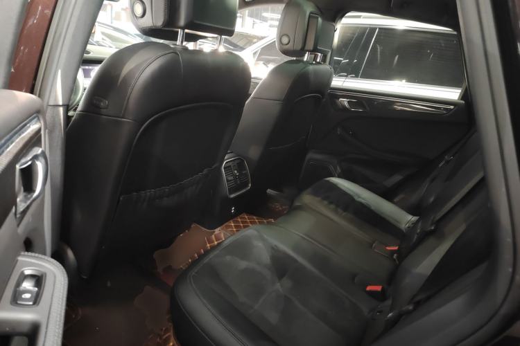 Used Porsche Macan 2020 Macan 2.0T Left Rear Seat
