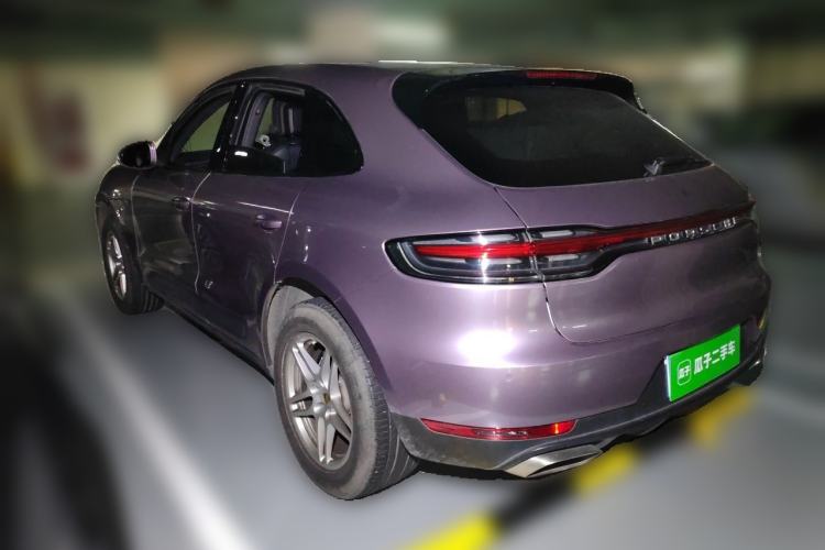 Used Porsche Macan 2020 Macan 2.0T Rear Left 45 Deg