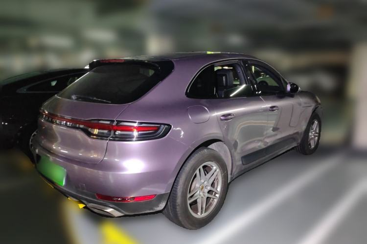 Used Porsche Macan 2020 Macan 2.0T Rear Right 45 Deg