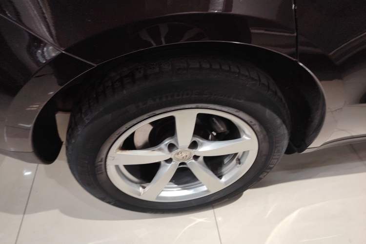 Used Porsche Macan 2020 Macan 2.0T Right Rear Wheel Hub