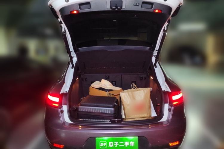 Used Porsche Macan 2020 Macan 2.0T Trunk