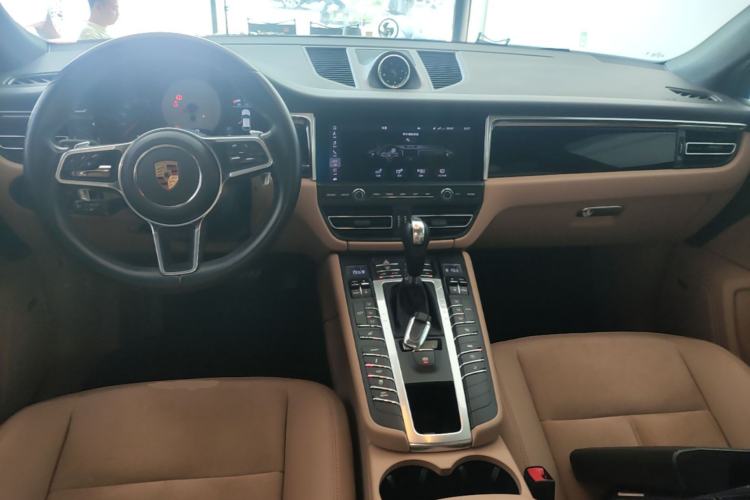 Used Porsche Macan 2020 Macan S 3.0T Center Console