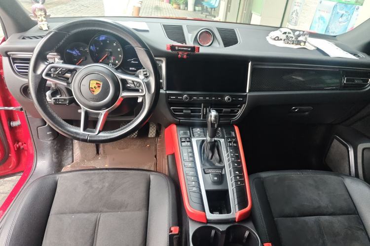 Used Porsche Macan 2020 Macan 2.0T Center Console