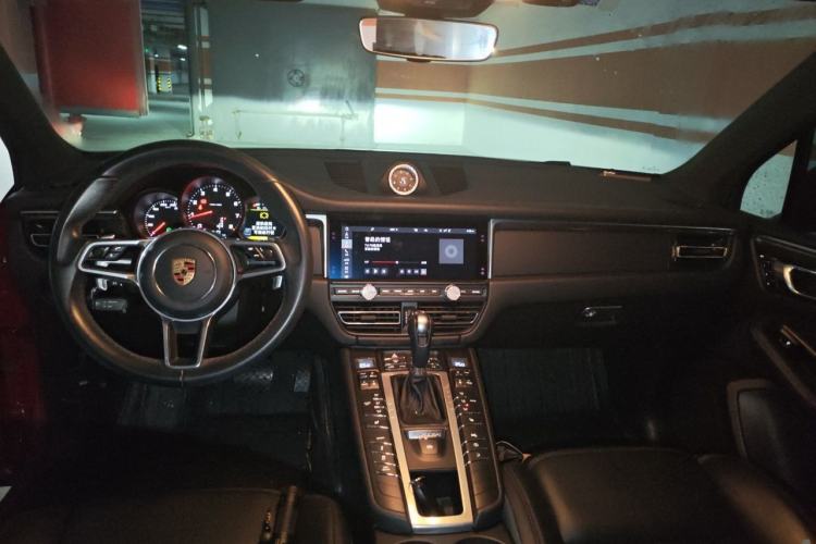Used Porsche Macan 2020 Macan 2.0T Center Console