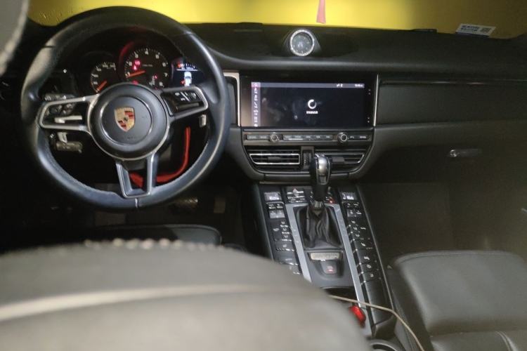 Used Porsche Macan 2020 Macan 2.0T Center Console
