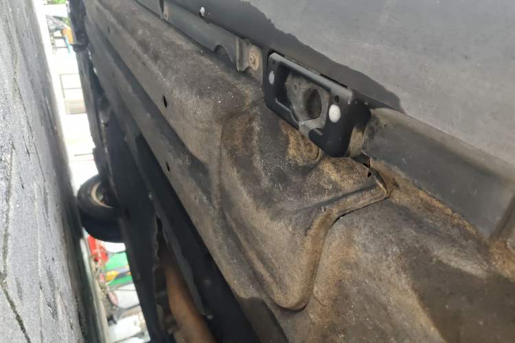 Used Porsche Macan 2020 Macan 2.0T Chassis Rear Left