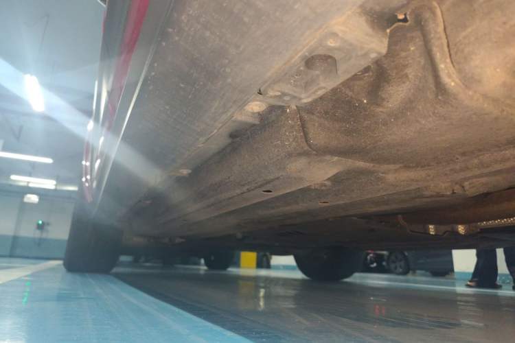Used Porsche Macan 2020 Macan 2.0T Chassis Rear Left