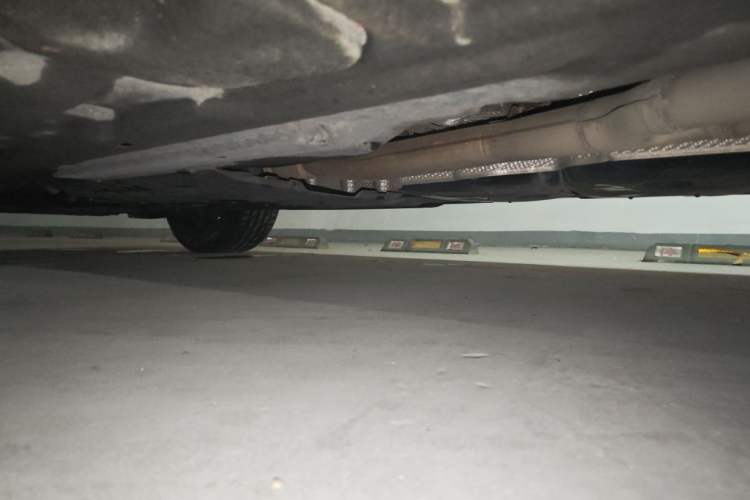 Used Porsche Macan 2020 Macan 2.0T Chassis Rear Left