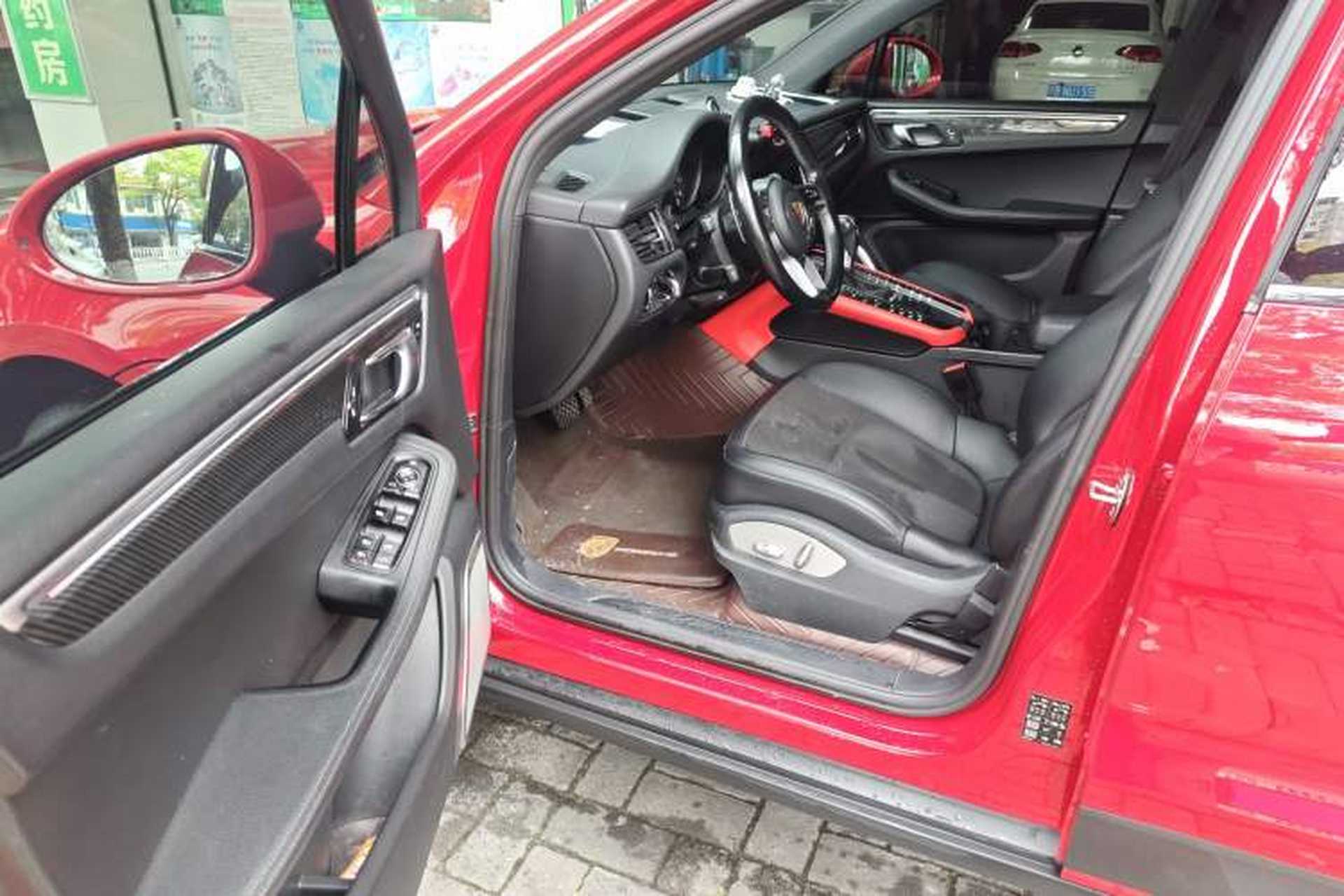 Used Porsche Macan 2020 Macan 2.0T Driver Seat