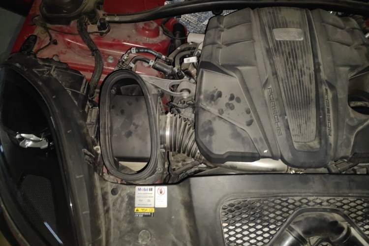 Used Porsche Macan 2020 Macan GTS 2.9T Engine Bay Right