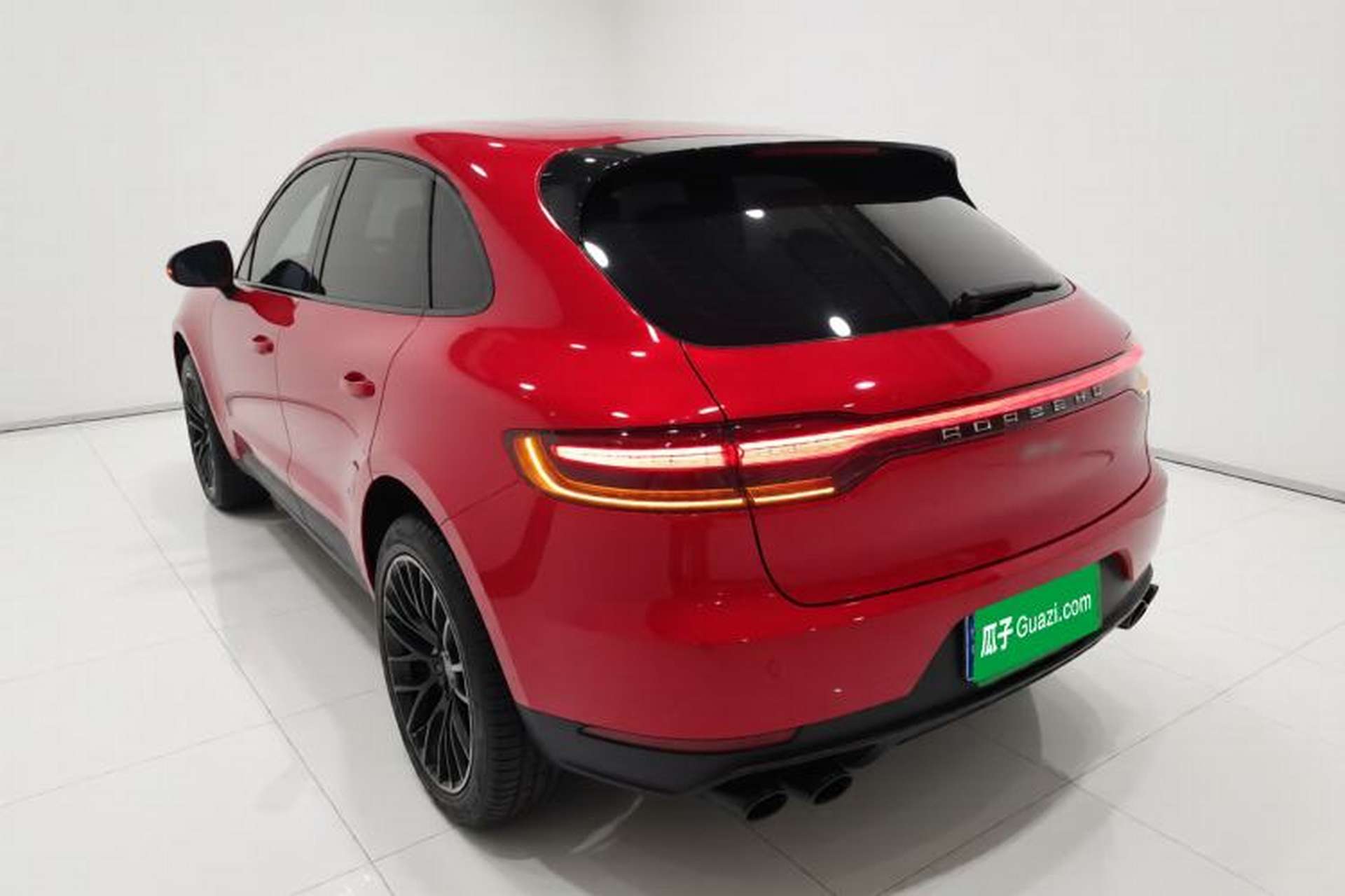 Used Porsche Macan 2020 Macan 2.0T Exterior 2