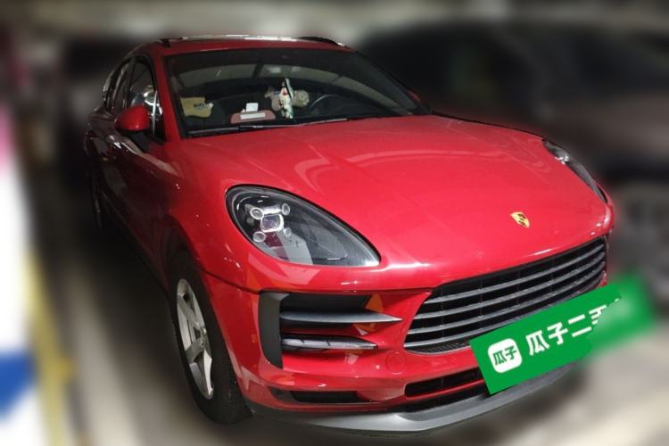 Used Porsche Macan 2020 Macan 2.0T Front Right 45 Deg