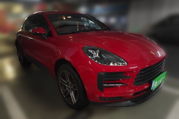 Used Porsche Macan 2020 Macan 2.0T Front Right 45 Deg