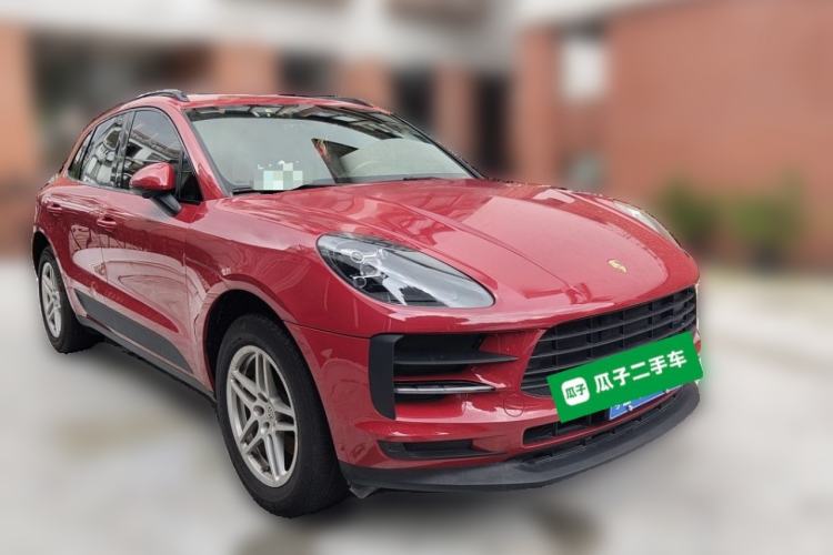 Used Porsche Macan 2020 Macan 2.0T Front Right 45 Deg