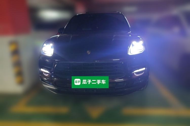 Used Porsche Macan 2020 Macan 2.0T Front