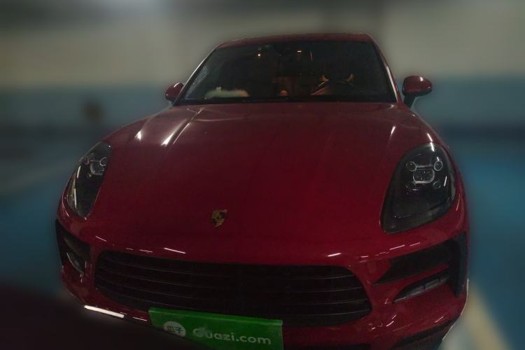 Used Porsche Macan 2020 Macan 2.0T Front