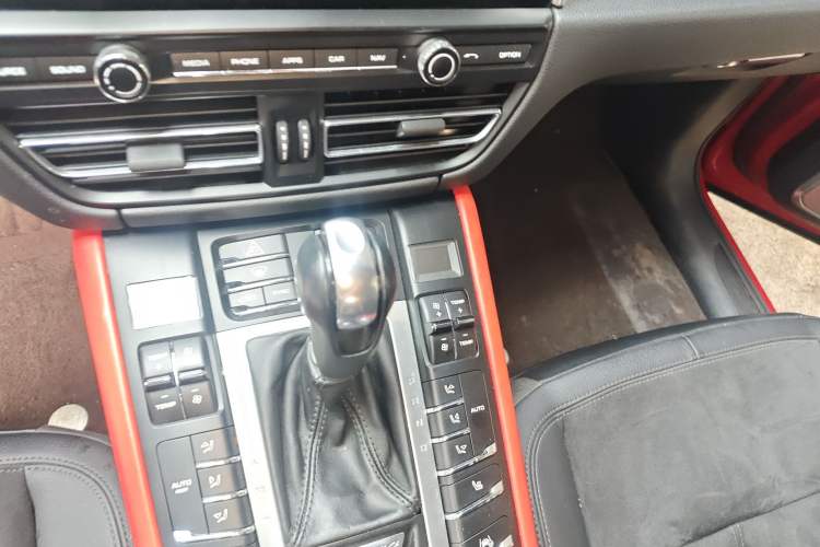 Used Porsche Macan 2020 Macan 2.0T Gear Lever