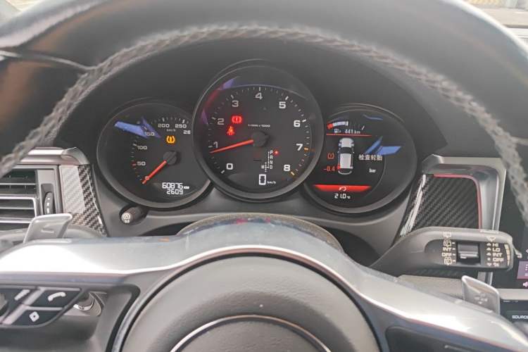 Used Porsche Macan 2020 Macan 2.0T Instrument Cluster