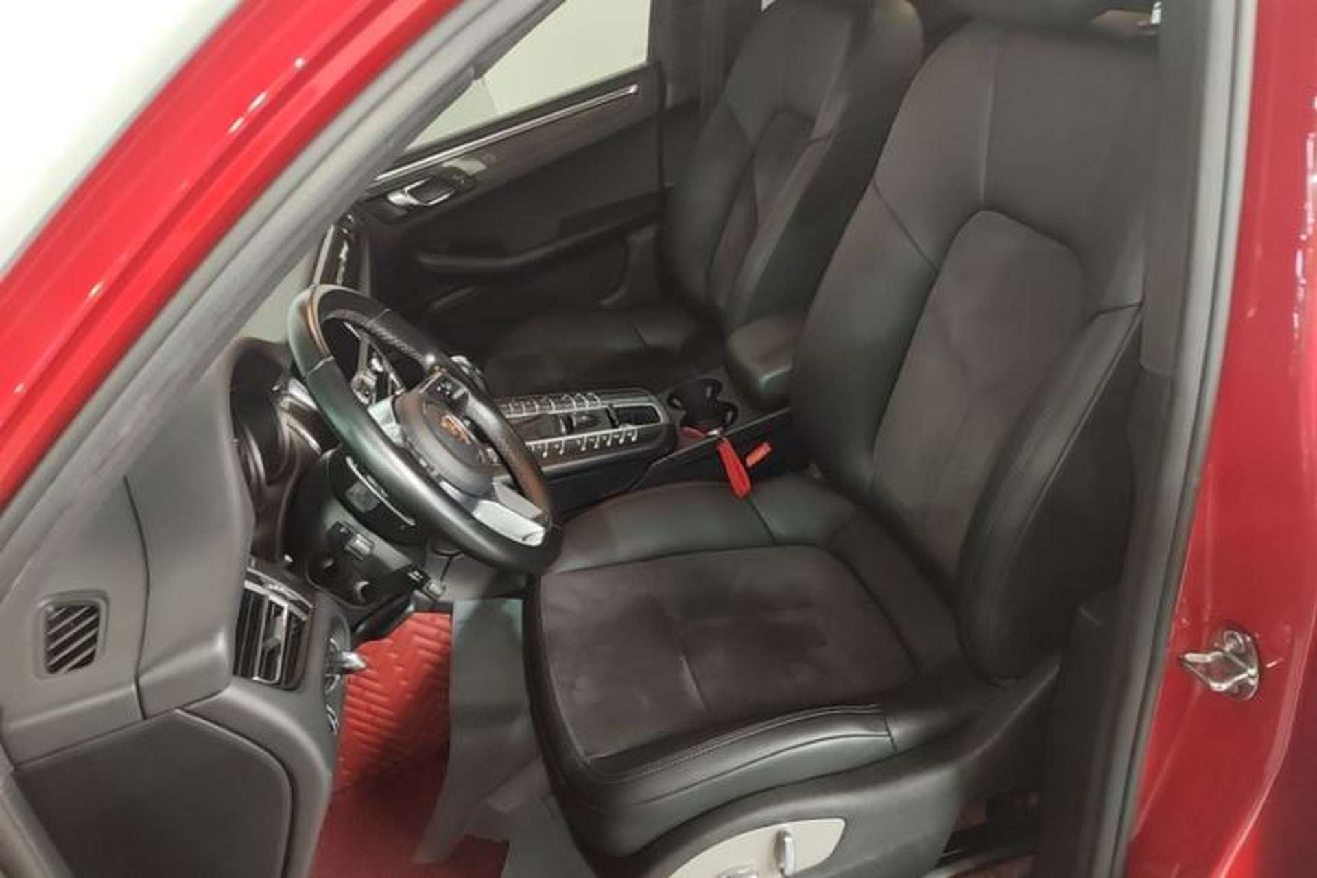 Used Porsche Macan 2020 Macan S 3.0T Left Front Seat