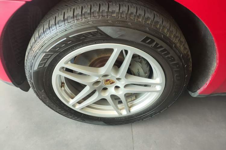 Used Porsche Macan 2020 Macan S 3.0T Left Front Wheel Hub