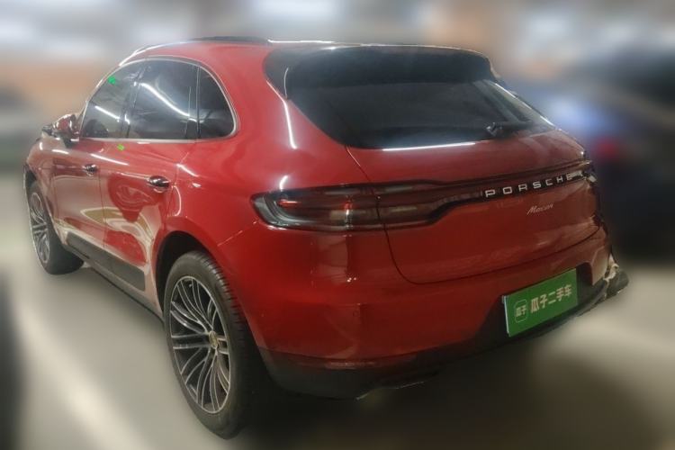 Used Porsche Macan 2020 Macan 2.0T Rear Left 45 Deg