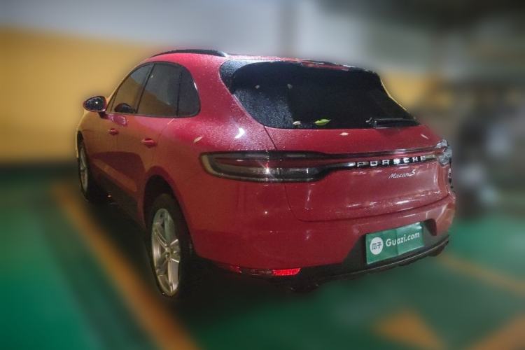 Used Porsche Macan 2020 Macan 2.0T Rear Left 45 Deg