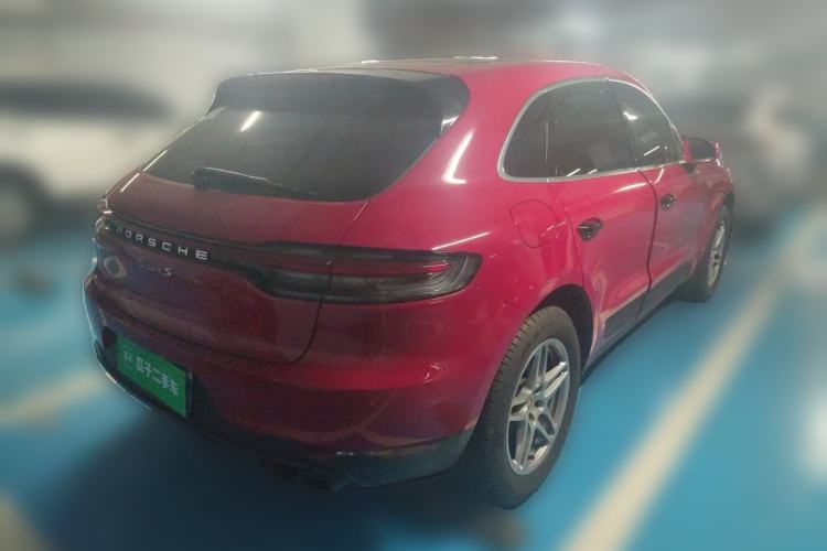 Used Porsche Macan 2020 Macan 2.0T Rear Right 45 Deg