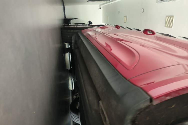 Used Porsche Macan 2020 Macan S 3.0T Right Side Sill