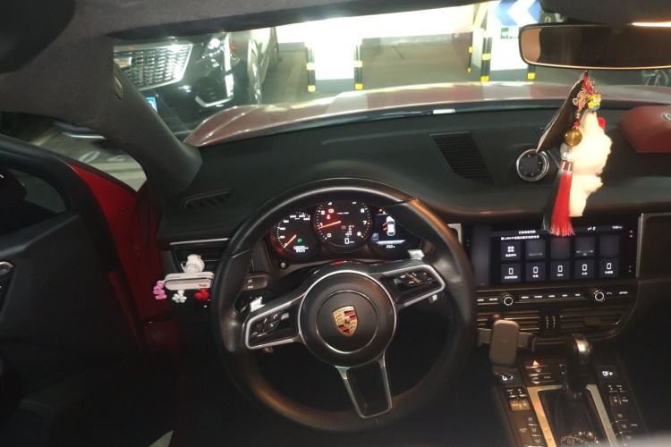 Used Porsche Macan 2020 Macan 2.0T Steering Wheel