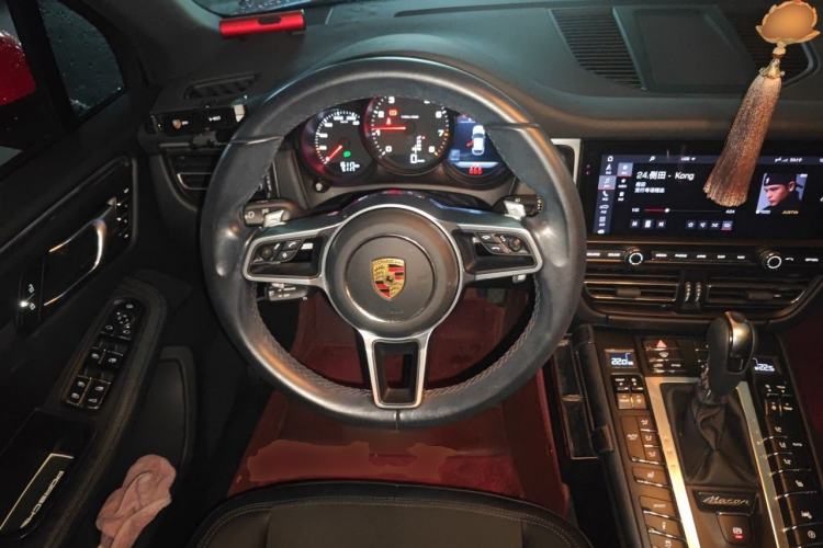 Used Porsche Macan 2020 Macan 2.0T Steering Wheel