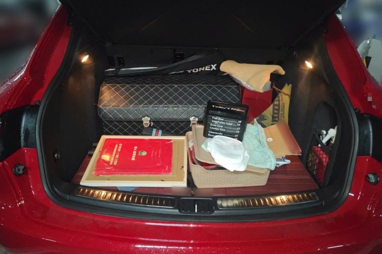 Used Porsche Macan 2020 Macan 2.0T Trunk