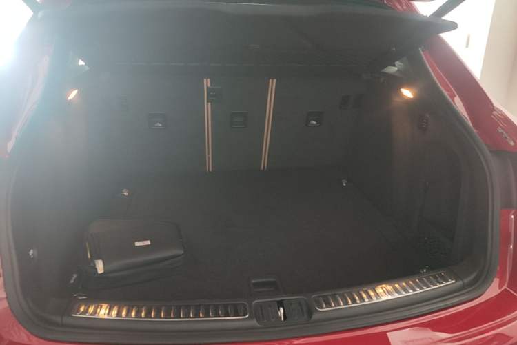Used Porsche Macan 2020 Macan S 3.0T Trunk