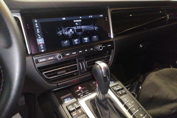 Used Porsche Macan 2020 Macan S 3.0T Audio And AC Panel