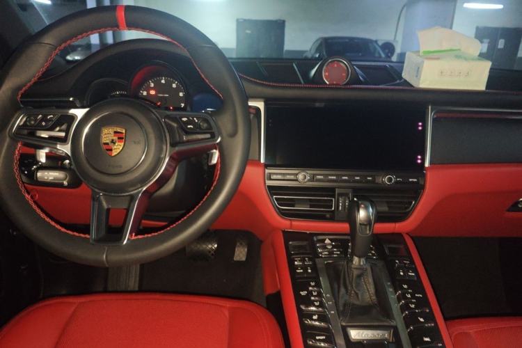 Used Porsche Macan 2020 Macan 2.0T Center Console