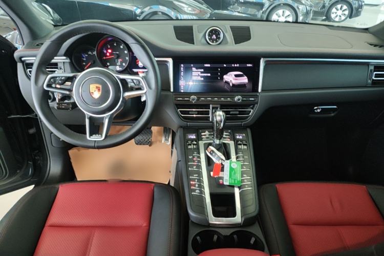 Used Porsche Macan 2020 Macan 2.0T Center Console