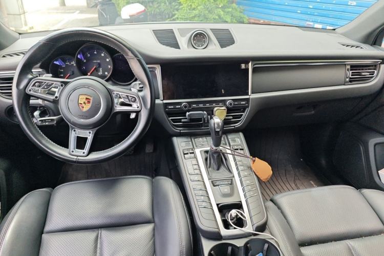 Used Porsche Macan 2020 Macan 2.0T Center Console
