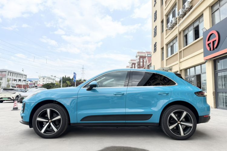 Used Porsche Macan 2020 Macan 2.0T Exterior 3