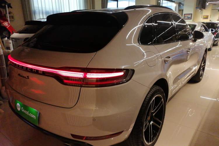 Used Porsche Macan 2020 Macan S 3.0T Exterior 5