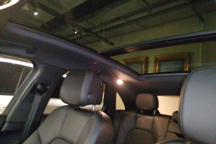 Used Porsche Macan 2020 Macan S 3.0T Headliner