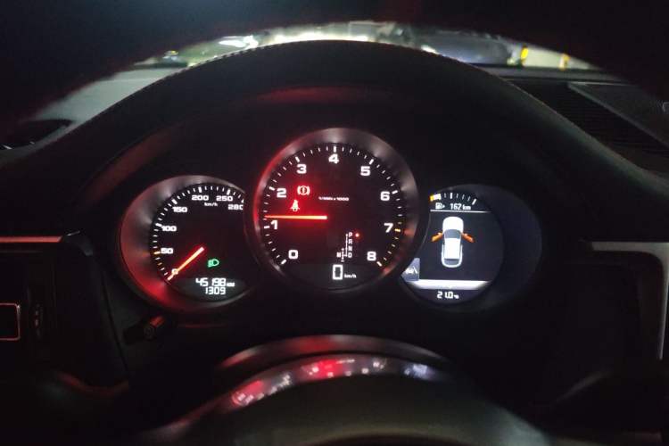 Used Porsche Macan 2020 Macan 2.0T Instrument Cluster
