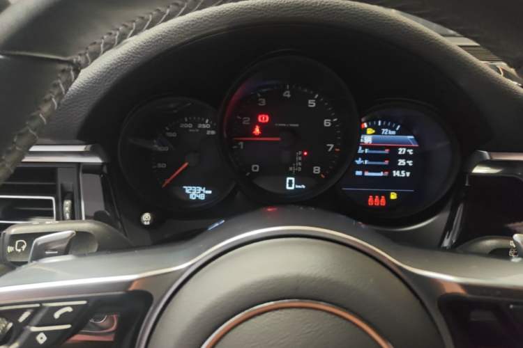 Used Porsche Macan 2020 Macan 2.0T Instrument Cluster