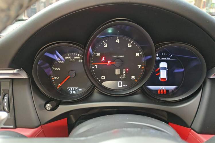 Used Porsche Macan 2020 Macan 2.0T Instrument Cluster