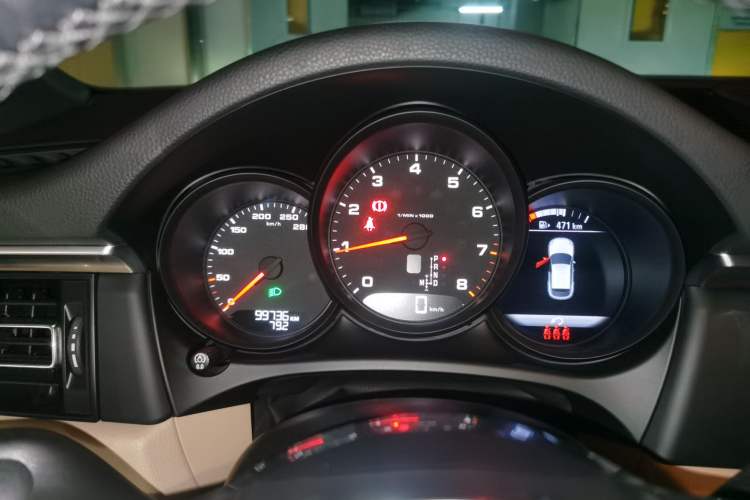 Used Porsche Macan 2020 Macan 2.0T Instrument Cluster
