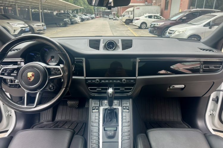Used Porsche Macan 2020 Macan S 3.0T Interior 1