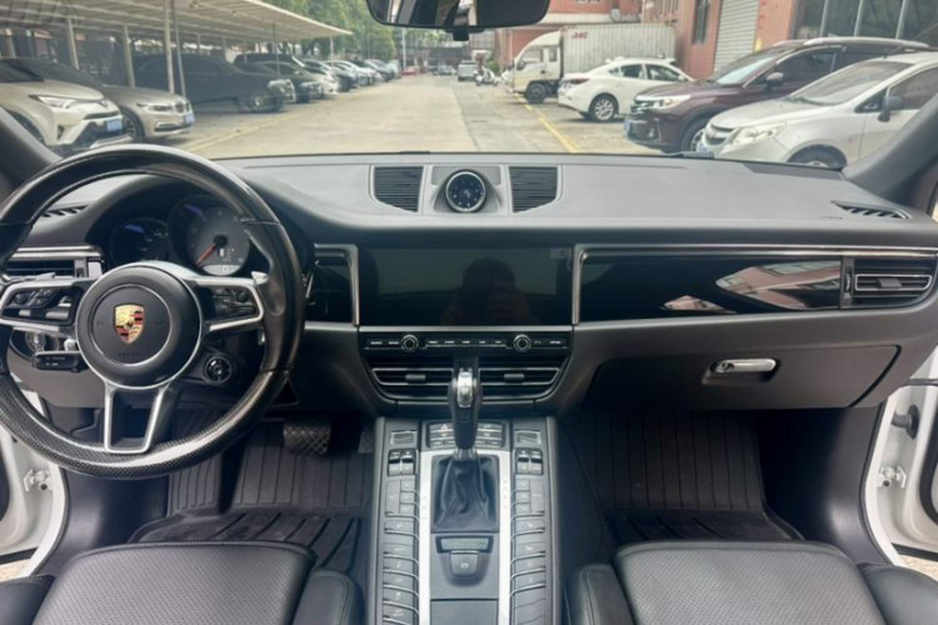 Used Porsche Macan 2020 Macan S 3.0T Interior 1