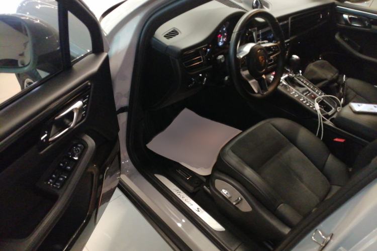 Used Porsche Macan 2020 Macan S 3.0T Interior 3