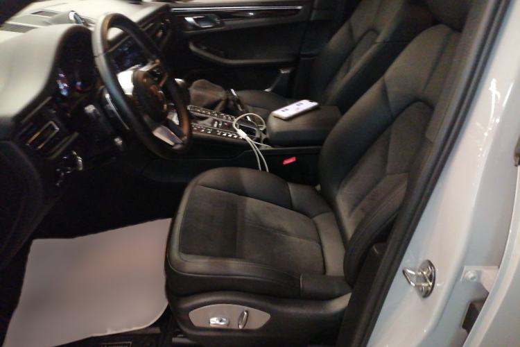 Used Porsche Macan 2020 Macan S 3.0T Left Front Seat