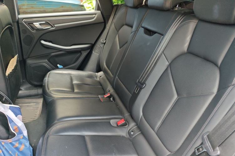 Used Porsche Macan 2020 Macan 2.0T Left Rear Seat