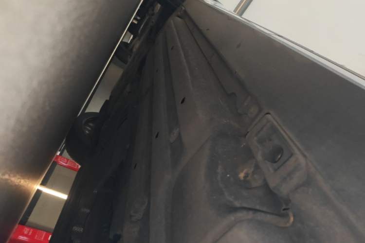 Used Porsche Macan 2020 Macan 2.0T Left Side Sill