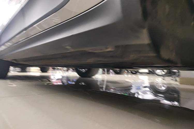 Used Porsche Macan 2020 Macan 2.0T Left Side Sill
